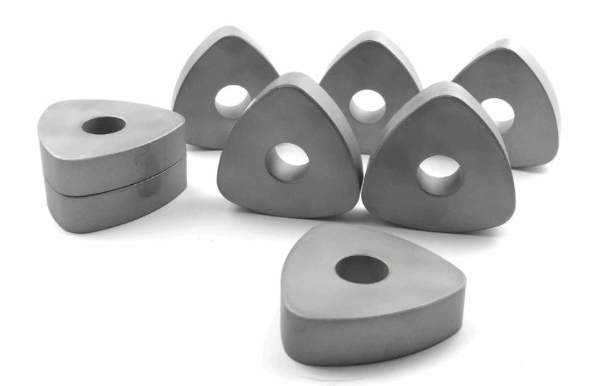 怎么運(yùn)用硬質(zhì)合金刀片進(jìn)步切削功率? 怎么運(yùn)用硬質(zhì)合金刀片進(jìn)步切削功率?