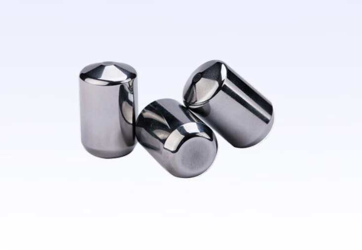 達銳為全球各區(qū)域供應(yīng)各類硬質(zhì)合金防滑釘